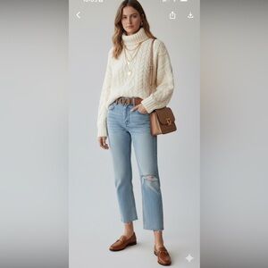 Zara Highrise Light Blue Straight Leg Jeans Button Fly Distressed Size 4